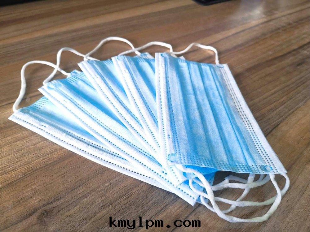 無紡布(bù)口(kǒu)罩(zhào)